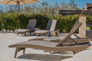 Family friendly house with a swimming pool Privlaka, Zadar - 21280 - 1