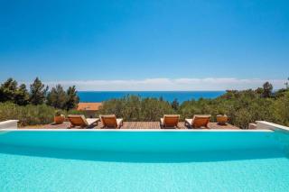 Holiday house with a swimming pool Sveta Nedilja, Hvar - 22136 - 1