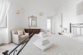 I Trulli della Collina by BarbarHouse - 2