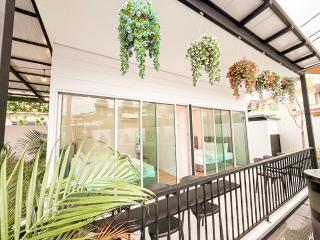 Fairy 2 Pool Villa Ipoh 26 Pax Kbox Snooker Lego - 1