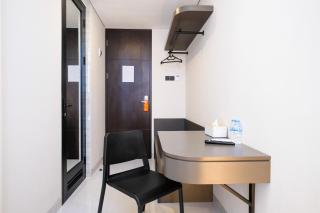 Sans Vibes Hotel Damai Yogyakarta - 7