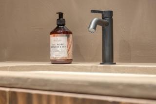 Charming Attic Retreat in Historic Ghent Center - 9