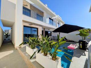 R-40-B Luxury Pool - 9