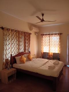 Dona Helena Holiday Home - 4