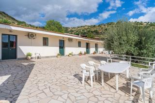 Fiumara Val Di Noto Country Rooms - 6