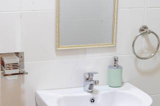 Hazel Studio with free WI-FI - 4