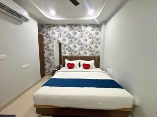 The Mayfair Hotel - 4