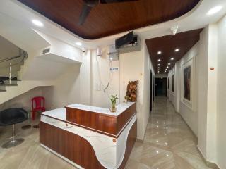 Hotel O Sindhu Palace - 1