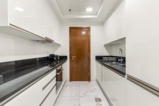 ALiving Luxury 1BR Apartment with City View I Amna Tower, Al Habtoor City - 5