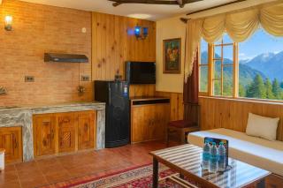 Manu Villa, Manali - A Beautiful Cottage towards Snow Capped Mountains - 1