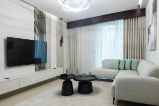 Stylish 2BR Oasis in Business Bay with Pool & Gym - 7