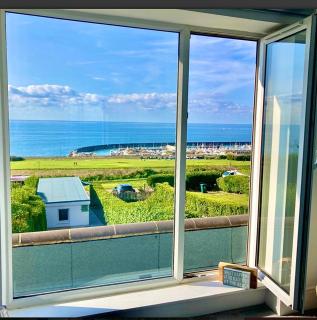 Wave Watcher - Brighton Seaview 4 Bed Escape - 9