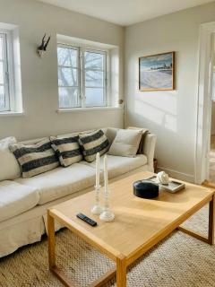 Historic Gatehouse At Søllestedgaard Manor - 1