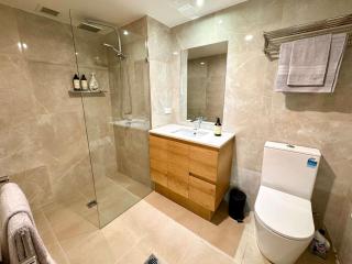 Charlotte Towers Brisbane & Resort Style Facilities - 2