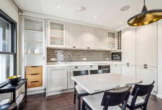 2 Bed Fulham Road Modern Apartment - 9