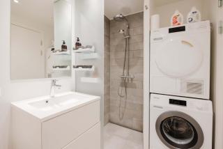 Elegant Apartment Lovely City Views - 2