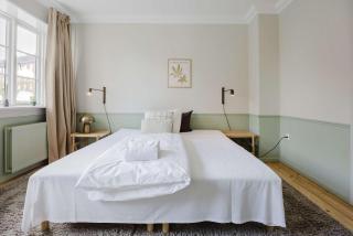 Upscale 3BR Apartment in City Center - 7