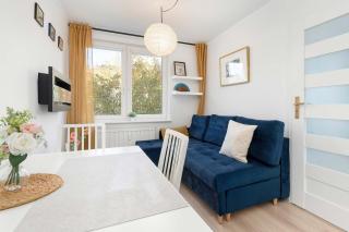 Comfortable Apartment Near the Old Town Perfect Place for Remote Work and for Sightseeing by Noclegi Renters - 4