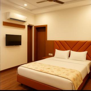 Hotel Grand Lucent Mathura-Vrindavan - 6