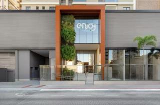 Apartamento novo perto da praia com piscina - 0