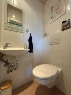 Stilvolle Wohnung im Zweifamilienhaus mit Feldrandlage und zentraler Lage - 7