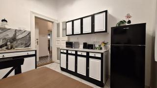 Báthory Residence by the Parliament - 3