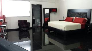 Premier Hotel Suites - 4