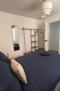 Waterloo modern private double room with shared amenities - 8