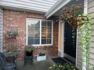 South Seattle gated community 90 day minimum - 6