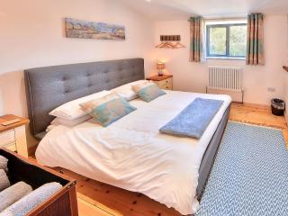 Madeline Angevine - Ukc3208 - 4