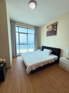 Full seaview luxury with gym,pool,jacuzzi,sauna,24x7 cafe,beach,restaurants,medical and more - 6