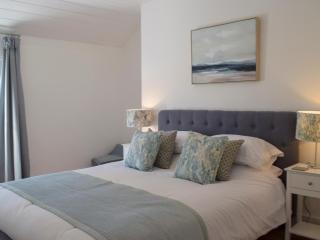 2 Cilwendeg Lodge - 1