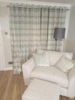 2 Bedroom Garden Flat - 5