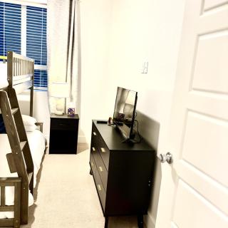 Luxury 2 bedroom 2 bath DT Stay - 3