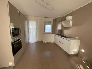 Spacious apartment near the beach - 5