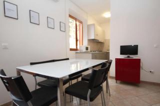 Apartment steps from the beach - 0