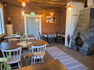 Satamatupa järvinäkymällä - Satamatupa with lake view - 1