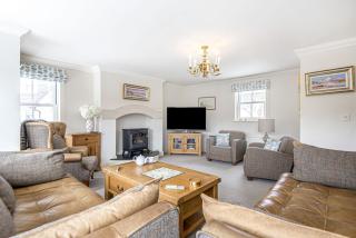 Commodores House 3 bedrooms - 8