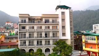 MVT Guesthouse & Restaurant (Rishikesh) - 8