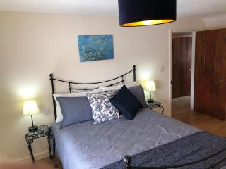 Church View Cottage & Barn - 3