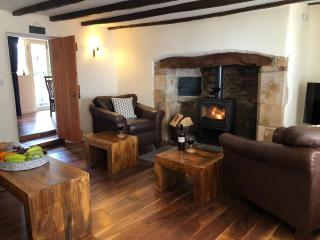 Church View Cottage & Barn - 6