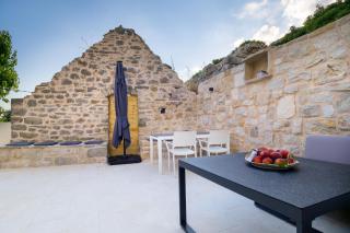 Luxury villa with hot tub Podstrana, Split - 20516 - 1