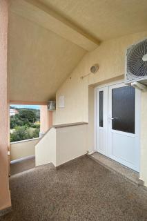 Apartments with parking space Lopar, Rab - 23747 - 2