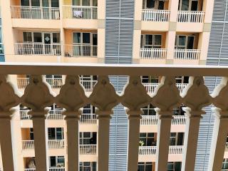 Grand view Venice 1BR with balcony near BGC - 6