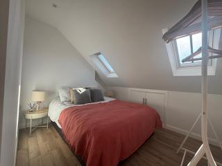 Bright 2-Bed Flat in Wandsworth, Near River Thames - 8