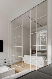 Premium Designer Apartment with Park View - by Innorental - 4