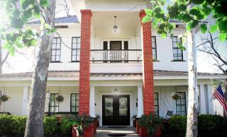 Luxurious Bed and Breakfast Vacation Rental for Large Groups in East Texas - 9