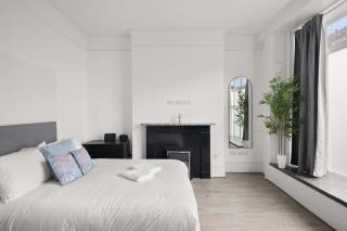 SG, Harrods Knightsbridge Apartment Central London - 8