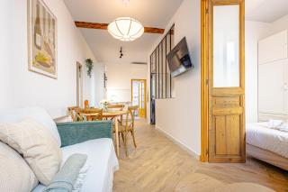 Newly Renovated Gem, Old Antibes - 8