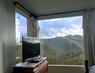 Pet Friendly Charming Cottage with Incredible Views and Hot-tub in Rainbow, California - Fallbrook - 7